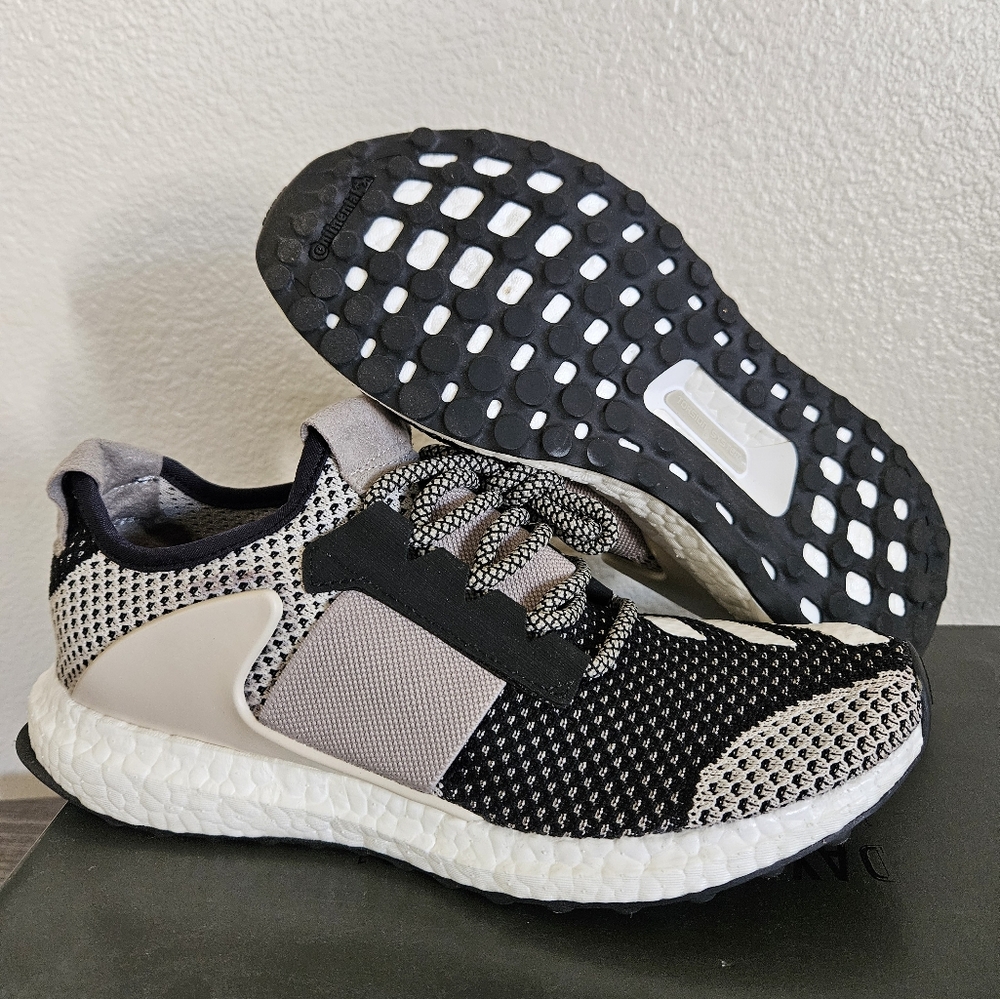 Almost NEW! Adidas ADO UltraBoost Shoes Sneakers